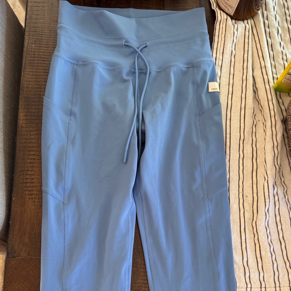 Vuori French Blue Daily Leggings with Pockets